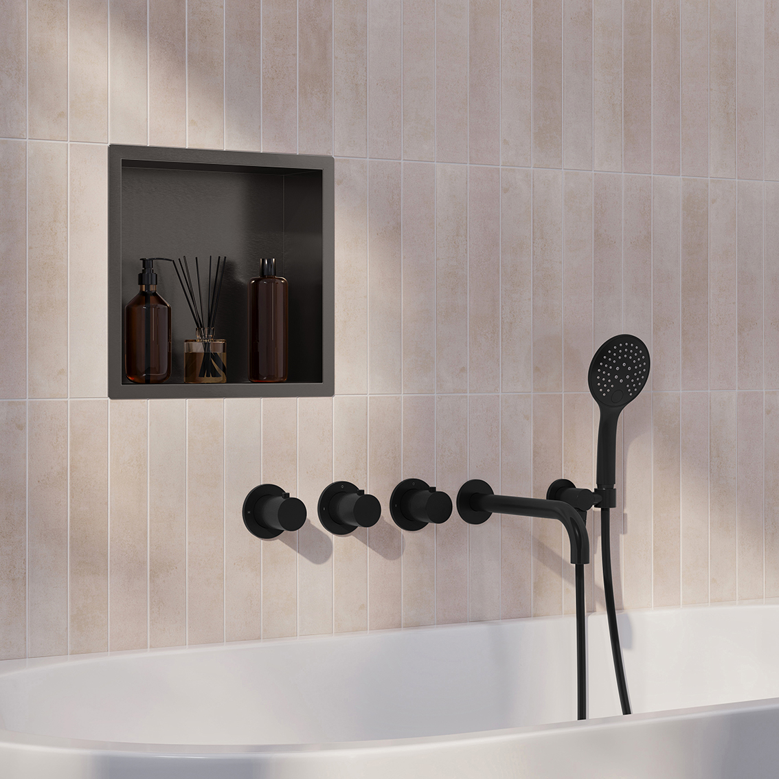 Caral inbouwthermostaat 2 stopkranen compleet met baduitloop 25 cm en 3 standen handdouche zwart