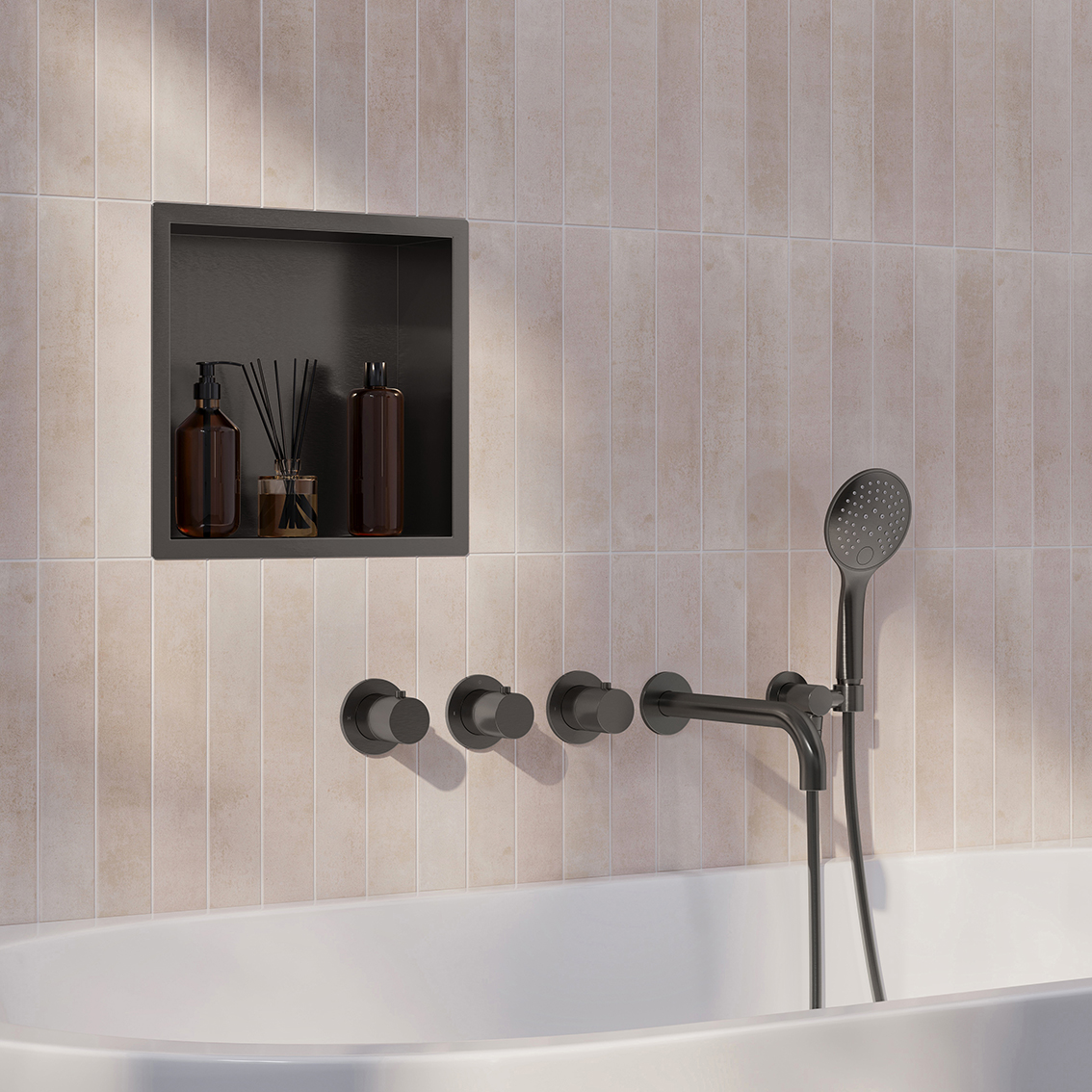 Caral inbouwthermostaat 2 stopkranen compleet met baduitloop 25 cm en 3 standen handdouche gunmetal